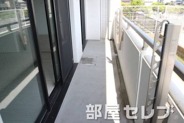 洗濯物たくさん干せますよ。