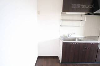 冷蔵庫置き場