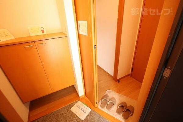 玄関と玄関先の収納