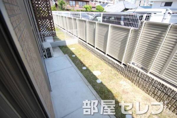 専用庭があって広いですよ。イメージ写真