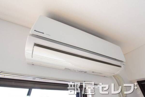 リビングに設置しています。