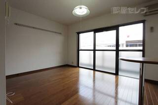 ※202号室室内参照