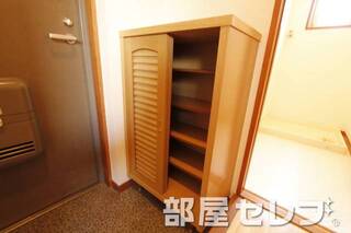 シューズボックスで玄関スッキリ