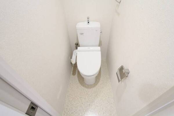 清潔感のあるトイレです