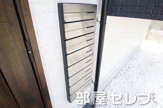ダイヤル式ポスト。