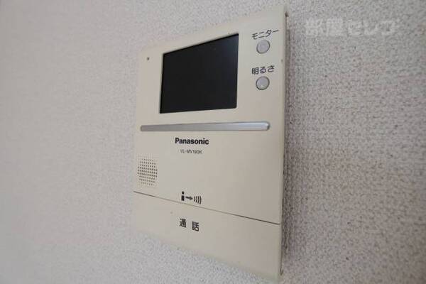 ※103号室内装写真参照