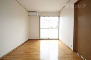 光溢れるお部屋です