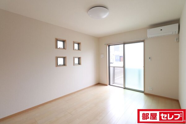 角部屋の写真を参照