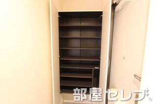 玄関すっきりシューズボックスです。