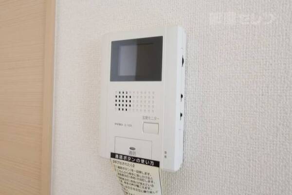 テレビ付玄関モニターです。