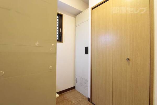 ※2F号室室内参照