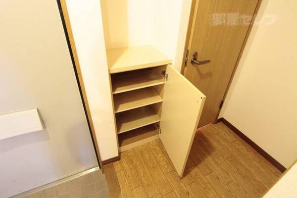 ※2F号室室内参照