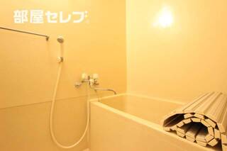 清潔なバスルームあり