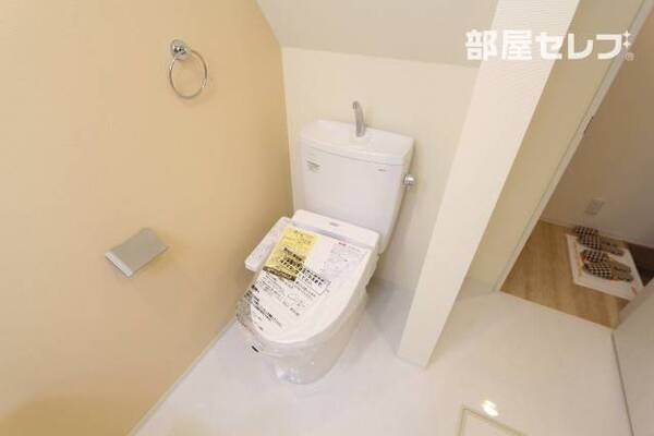 ※102号室の写真になります。