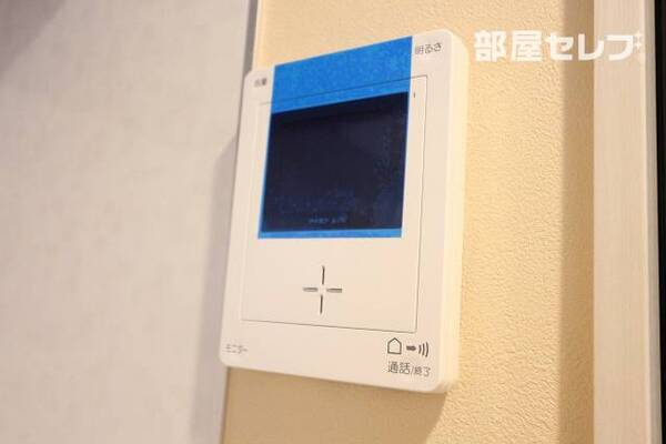 ※102号室の写真になります。