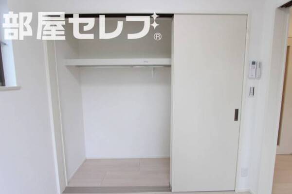 クローゼット。