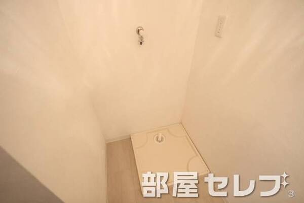 室内洗濯機置き場。