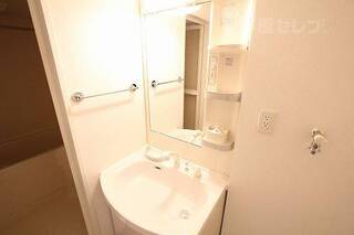 使いやすい便利な洗面台です