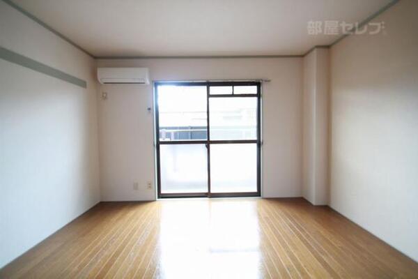 エアコン付いています。
