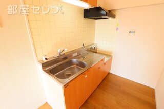 湯船にもゆったり入れる広さです♪