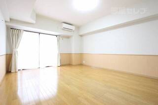 約11帖の広いお部屋です