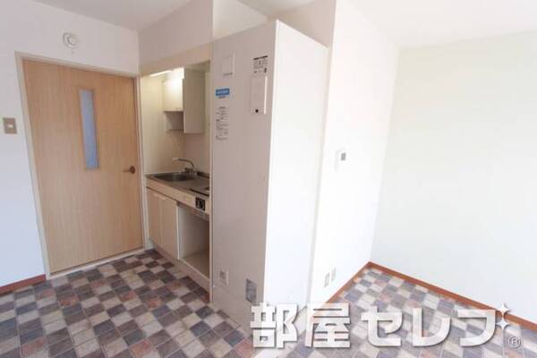 電気温水器。オール電化ですよ。