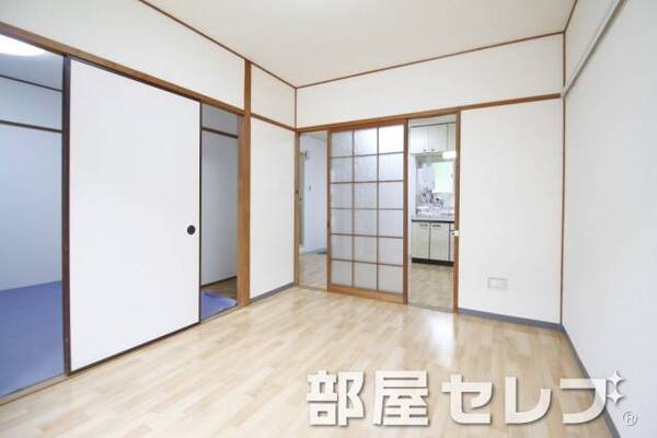 南側居室。
