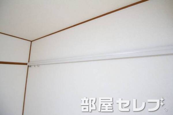 ハンガー掛け。
