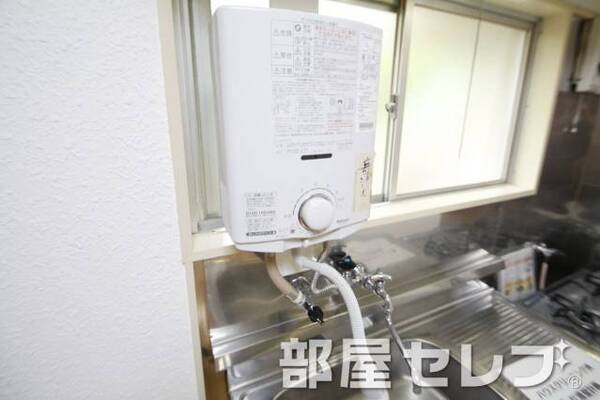 瞬間湯沸かし器。
