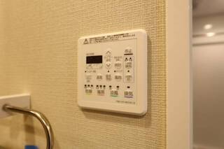 浴室乾燥機。