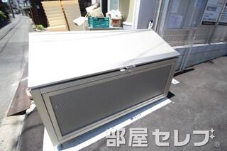 ゴミ捨て場。