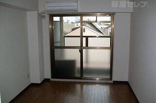エアコン完備のお部屋です