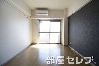 違う角度からの居室。