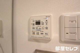 浴室乾燥機。