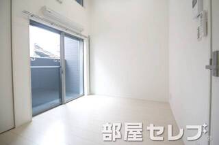 白を基調にした空間です。