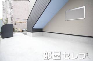 自転車置き場はこちらのスペースへ。