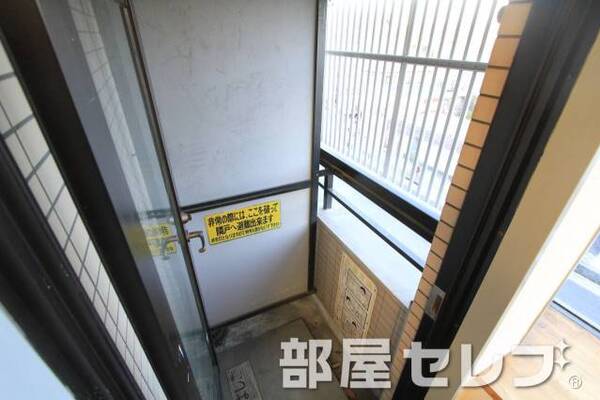ちょっとしたベランダ。