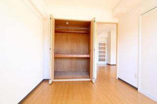 ゆったりとした収納です。