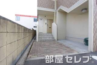 エントランス。