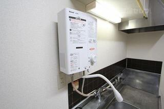 給湯器です