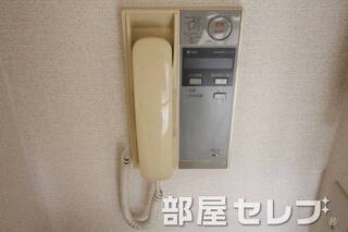 インターホンあります。