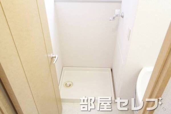 室内洗濯機置場あります。