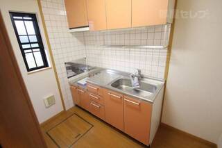 キッチンの写真です。2口ガスコンロ設置可能です。