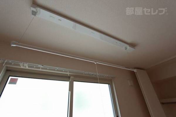 室内物干しスペースです　雨の日も安心ですね