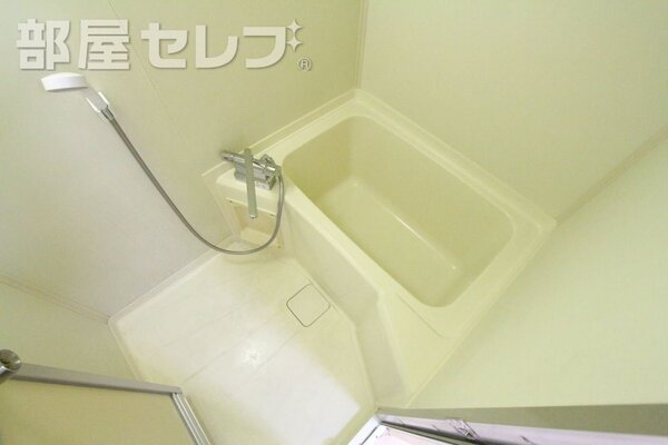 綺麗な浴室。