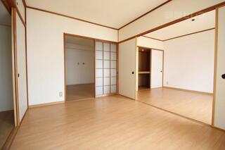 和室から洋室へリフォームされています。