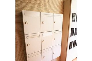 ダイヤル式ポスト。