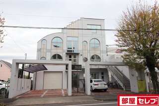 建物の外観になります。