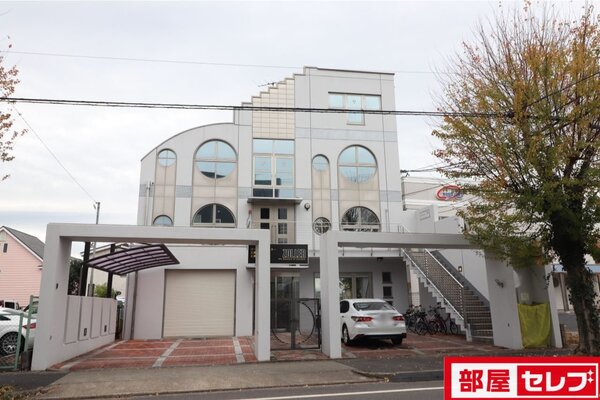 建物の外観になります。