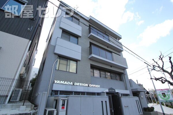 室内で洗濯ができます。